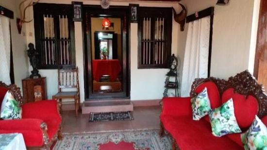 Sardar Bahadur's Heritage Bungalow Estate Stay Napoklu Exterior foto